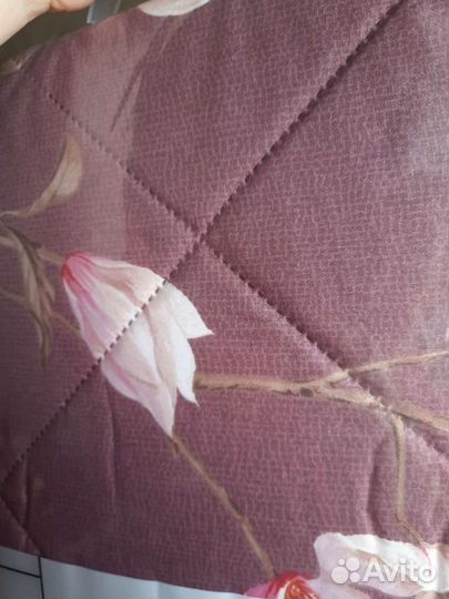 Покрывало на кровать новое