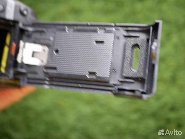 Удобная konica zoom 80 (40-80mm)