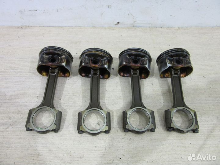 Поршень с шатуном Nissan Qashqai (J10) 2006-2014