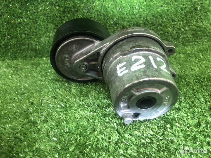 Натяжитель ремня Mercedes W212 M274 A2742000470