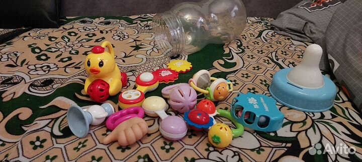 Игрушки погремушки