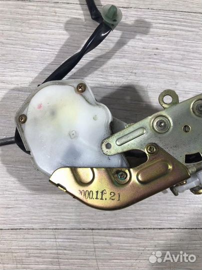 Замок двери передней правой Honda-Хонда stepwgn