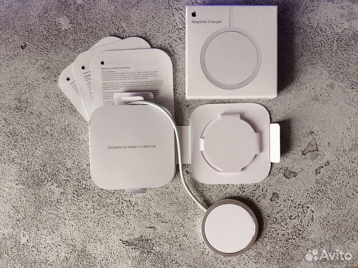 Беспроводная зарядка MagSafe Charger