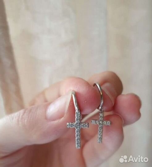 Серьги крестики