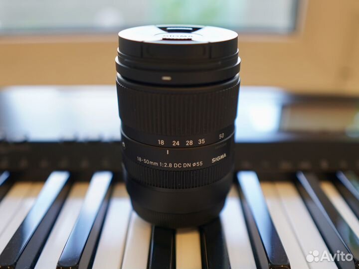 Обьектив Sigma 18-50 F2.8 DC DN для Sony E-mount