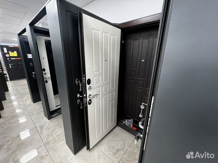 Дверь входная утепленная