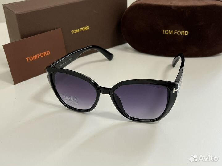 Солнцезащитные очки tom ford