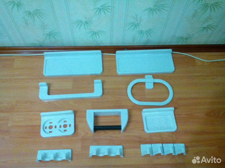 Набор для ванной комнаты и туалета (13 предметов)