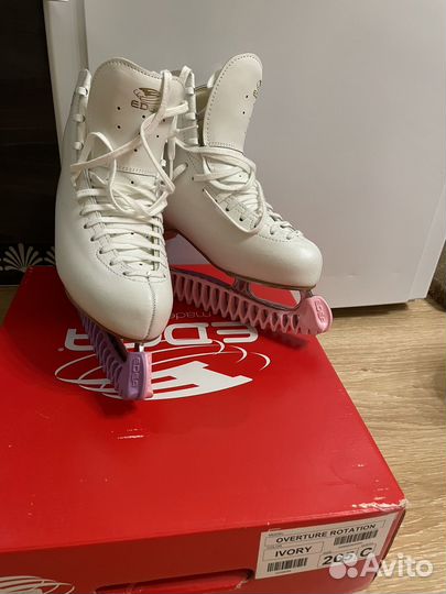 Фигурные коньки edea overture set rotation 265C