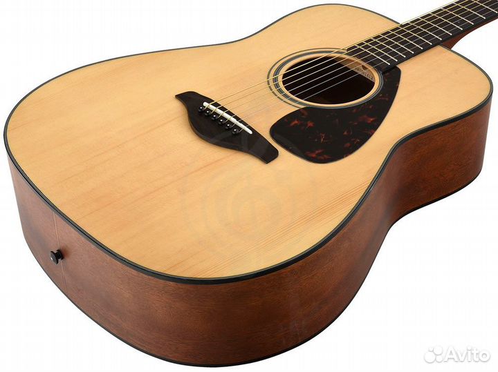 Акустическая гитара Yamaha FG800