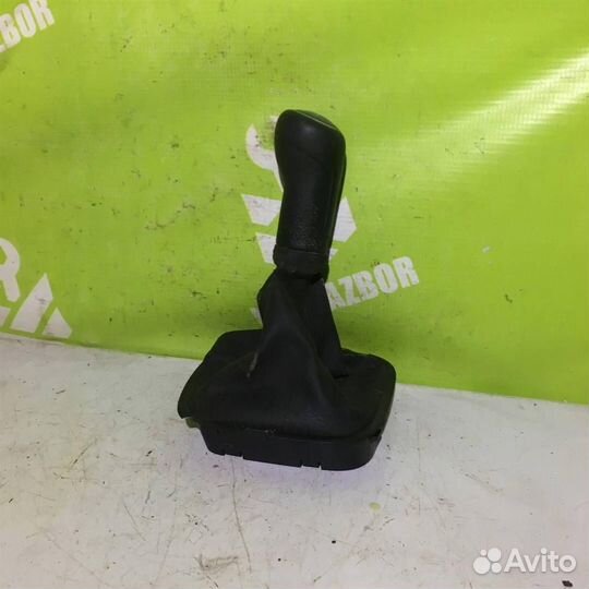 Рукоятка рычага кпп Фольксваген Поло седан рус