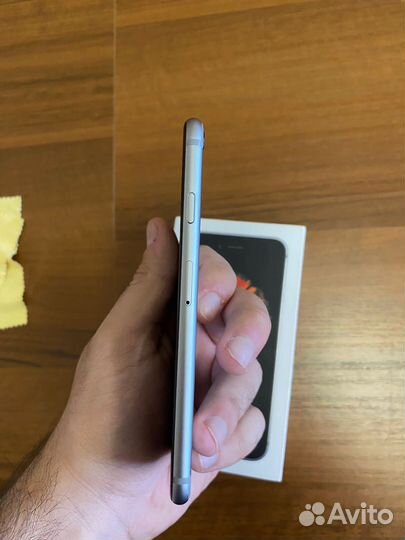 iPhone 6S, 32 ГБ