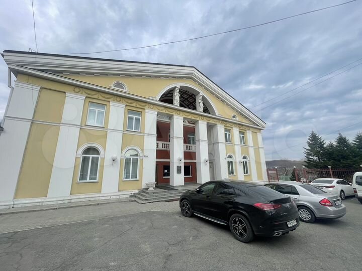 Торговая площадь, 70 м²