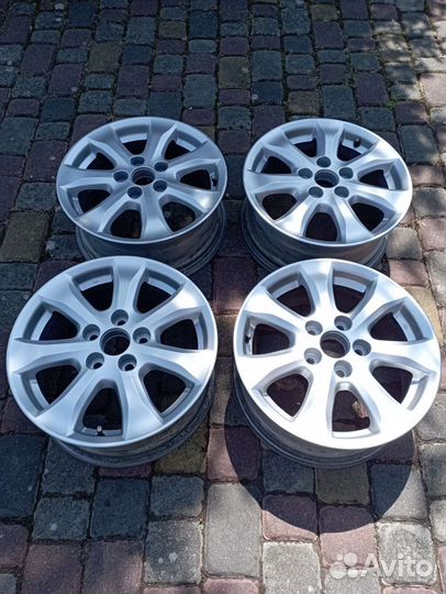 Toyota Avensis Auris Camry Corolla Диски R16 Ориг