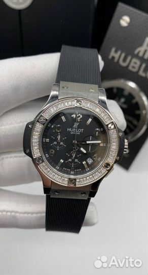 Часы женские кварцевые Хуbлот