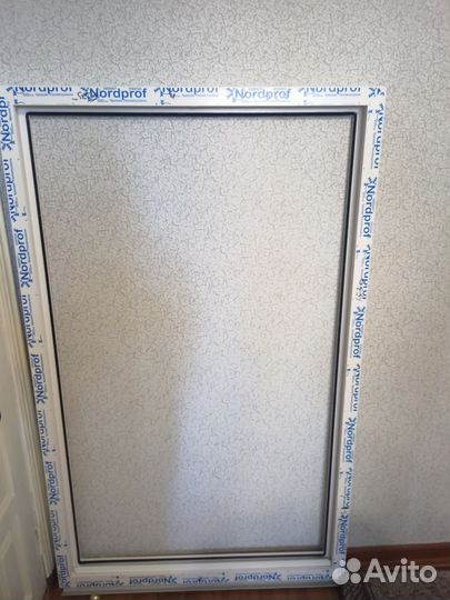 Оконная рама пластиковая