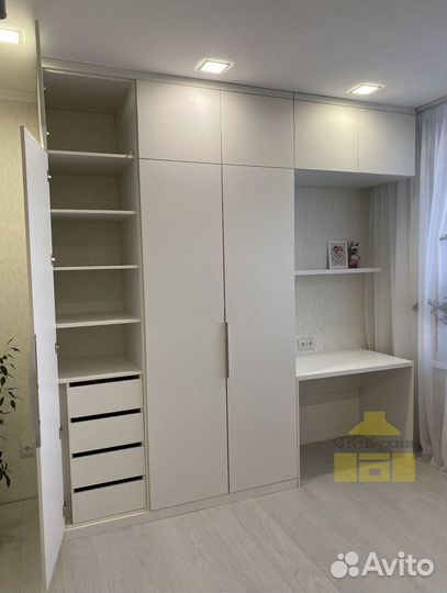 Шкаф в детскую