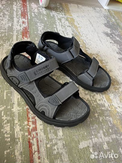 Сандалии 40