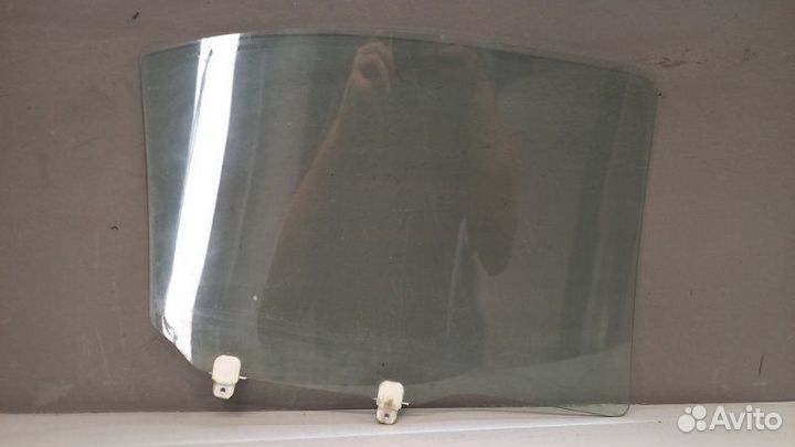 Стекло заднее левое Mitsubishi Lancer 10 седан