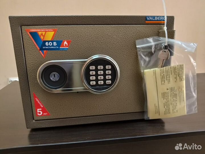 Сейф новый офисный огнестойкий valberg FRS-30 EL