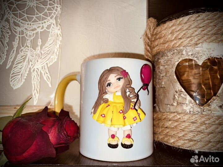 Кружка с декором из полимерной глины