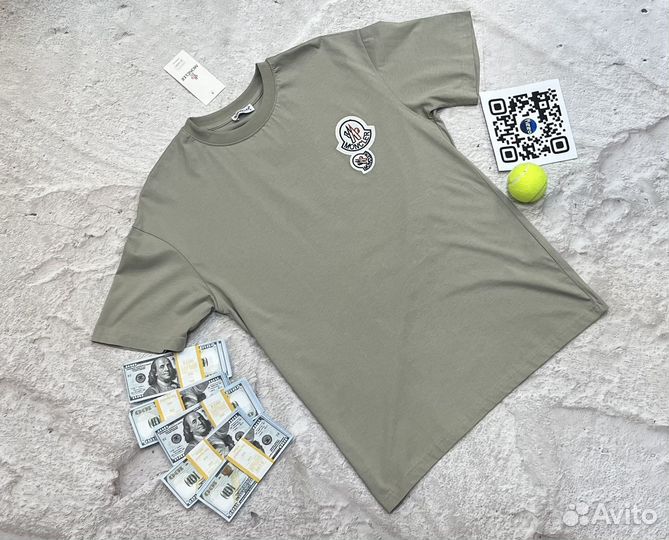 Футболка Moncler