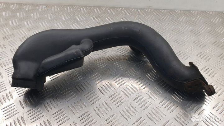 Патрубок воздушного фильтра Mazda Tribute