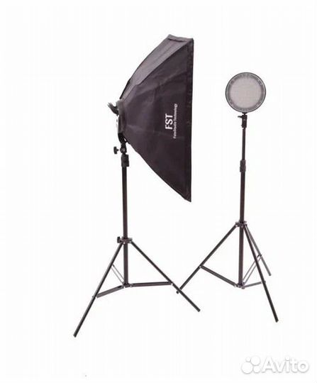 FST LED-1682RGB Светодиодный RGB прожектор