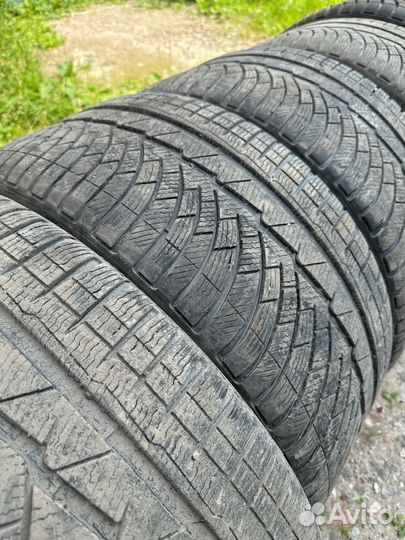 Michelin Pilot Alpin PA4 255/35 R20 97W