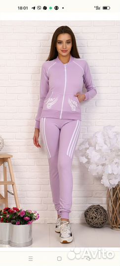 Спортивный костюм женский