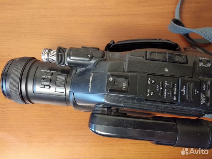 Видеокамера Panasonic G-120 VHS-C