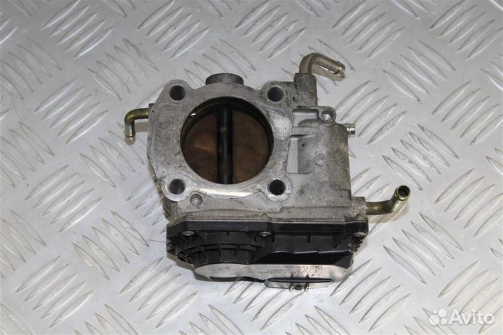 Дроссельная заслонка Toyota RAV 4 ACA20