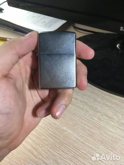 Зажигалка бензиновая zippo