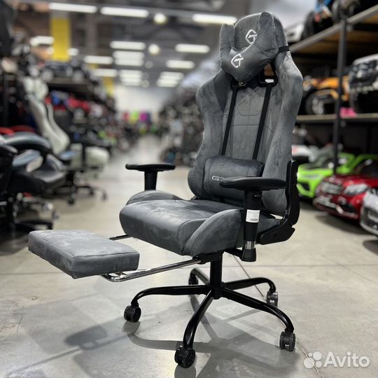 Компьютерное игровое кресло геймерское с массажем
