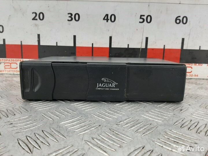CD-чейнджер Jaguar X-Type 2006 C2C38055