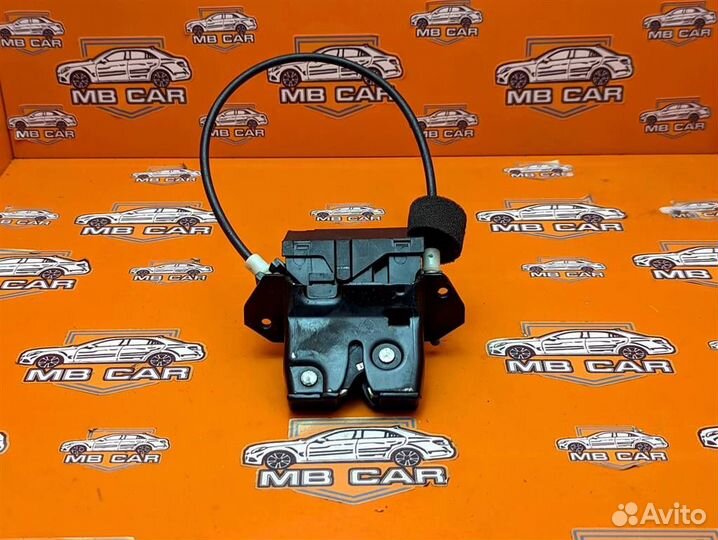 Замок багажника w203 C-class 612.962
