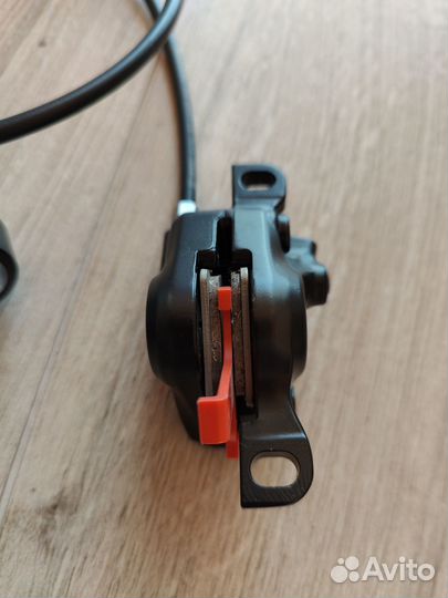 Тормоза Shimano MT-200