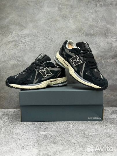 Новинка New Balance 1906d