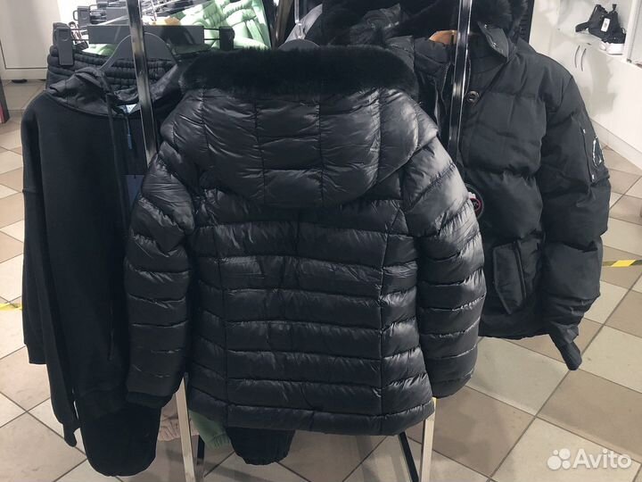 Куртка женская Moncler