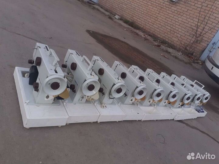 Машинка Чайка 134 оригинал