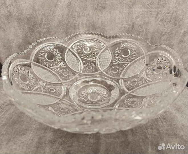 Салатницы, конфетницы, блюда (хрусталь)