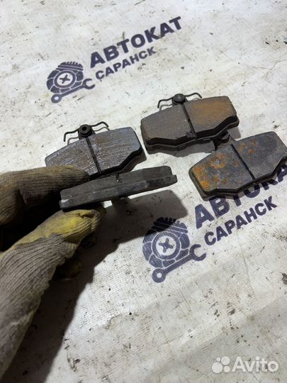 Колодки тормозные задние Nissan Primera P11