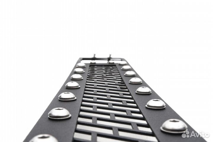 Решетка в штатный бампер Тойота FJ Cruiser