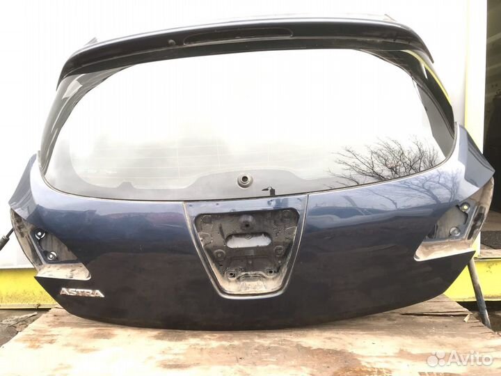 Крышка багажника Opel Astra J