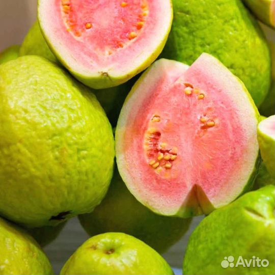 Спелая мараkуйя в кубиках / Фрукты