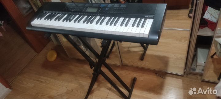 Синтезатор casio