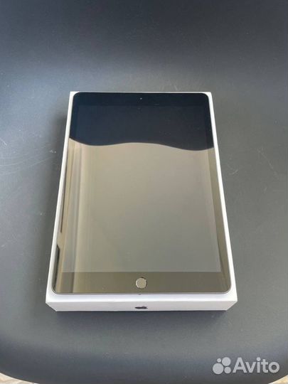 Планшет Apple iPad 8 10'2 2020 wi-fi 32 gb