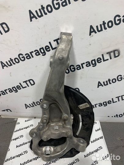 Кулак поворотный передний левый Mercedes-Benz