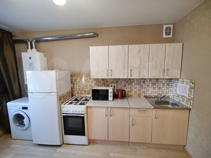 1-к. квартира, 35 м², 1/3 эт.