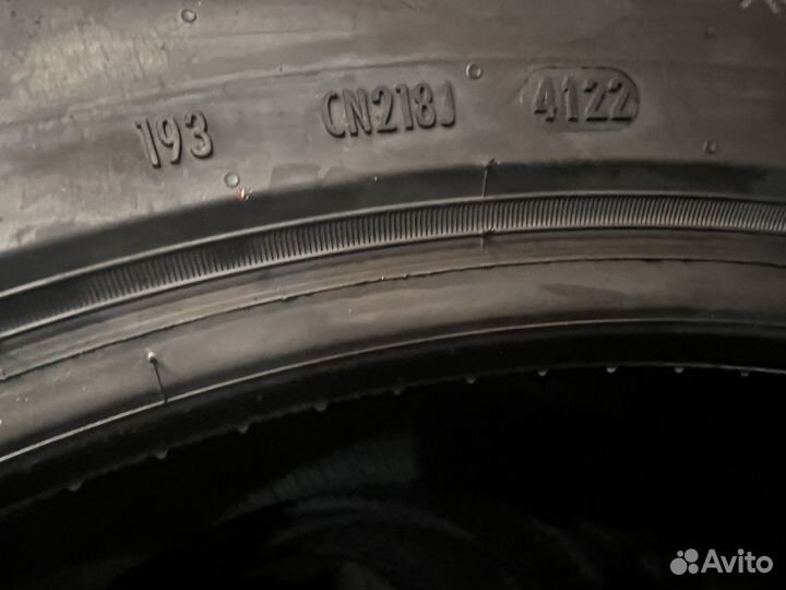 Pirelli Scorpion Ice Zero 2 275/40 R21 и 315/35 R21 111H